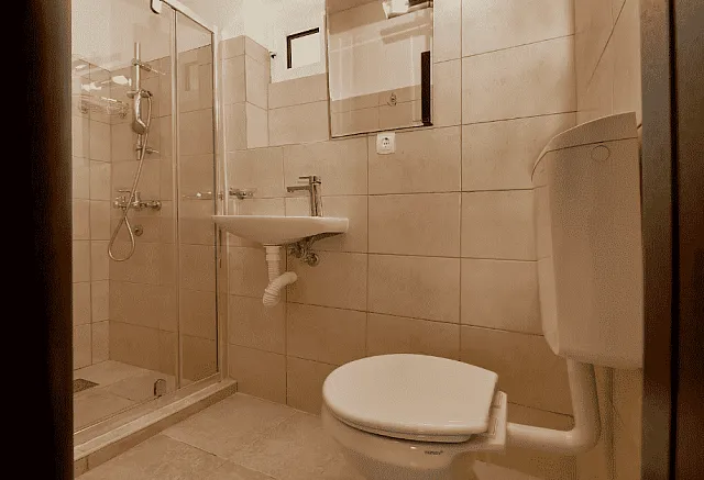 House, 1 room, 55 m² with a 610 m² plot in Kostanjica — photo 26